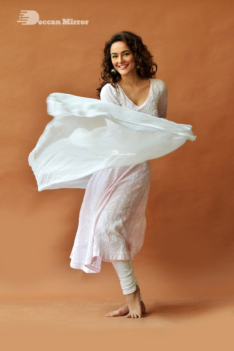 Model and Telugu Actress Seerat Kapoor photoshoot in white salwar dress