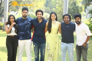 Telugu movie Sehari trailer launch event attended by cast Harsh Kanumilli and Simaran Choudhary