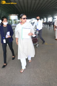 Bollywood Actress Shabana Azmi spotted at Mumbai Airport