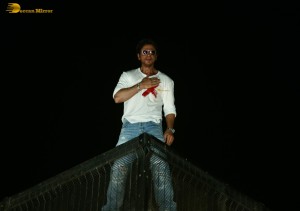 Bollywood Superstar Shah Rukh Khan greets fans on his 58th Birthday