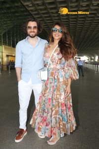 James Milliron and Shama Sikander are spotted at the Mumbai Airport