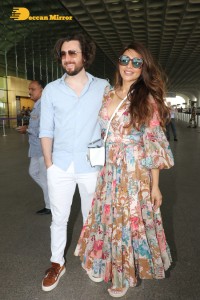 James Milliron and Shama Sikander are spotted at the Mumbai Airport