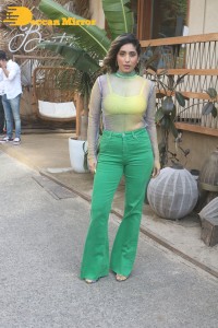 Shamita Shetty Birthday celebration with sister Shilpa Shetty, brother-in-law Raj Kundra, boyfriend Raqesh Bapat, and her 'Bigg Boss 15’ friends.