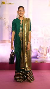 Shankar Mahadevan's Anandam Concert attended by Anil Kapoor, Hansika Motwani, Urmila Matondkar, Sonal Chauhan, and others