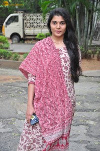 actress Sharanya Pradeep sweet and simple looks in a salwar