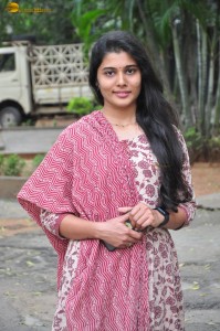 actress Sharanya Pradeep sweet and simple looks in a salwar