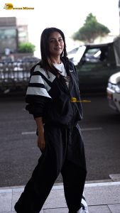 actress shehnaaz gill cute at mumbai airport