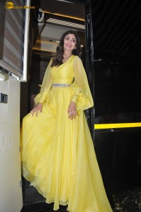 actress shilpa shetty spotted in a yellow dress in her caravan