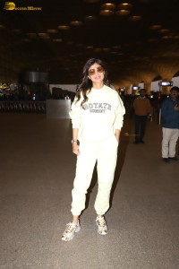 actress Shilpa Shetty in a white track suit