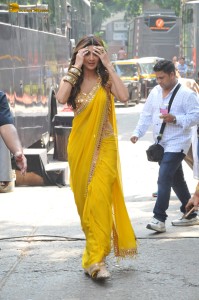 actress Shilpa Shetty beautiful in a yellow saree