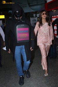 actress Shilpa Shetty in casual wear at airport