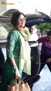 actress shilpa shetty beautiful in a green salwar dress