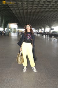 Shilpa Shetty spotted at airport