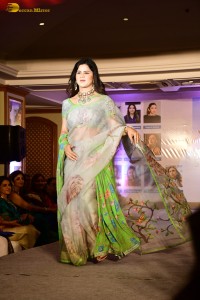 Shilpa Shetty ramp walk for VCare Foundation on August 20, 2024