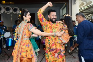 Shilpa Shetty and her family celebrate Ganesh Visarjan