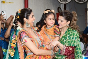 Shilpa Shetty and her family celebrate Ganesh Visarjan