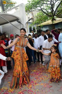 Shilpa Shetty and her family celebrate Ganesh Visarjan