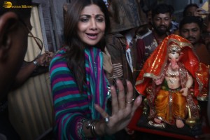 Bollywood Actress Shilpa Shetty welcomes Lord Ganesha to her house on Sep 17, 2023