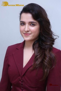 Singer and Actress Shirley Setia photoshoot in a red dress