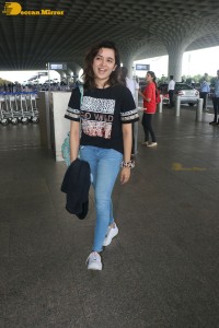 Actress Shirley Setia spotted at Mumbai Airport