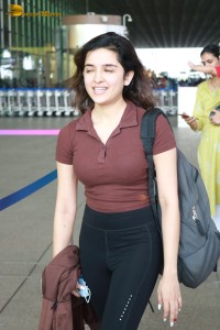 Indian Actress Shirley Setia at Mumbai Airport
