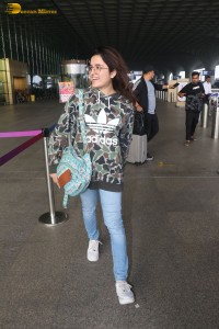 Indian actress and singer shirley setia seen at mumbai airport on jan 8, 2023