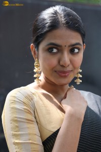 actress Shivani Rajashekar turns heads in a black saree