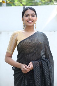 actress Shivani Rajashekar turns heads in a black saree