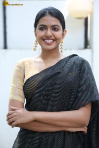 actress Shivani Rajashekar turns heads in a black saree