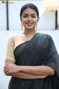 actress Shivani Rajashekar turns heads in a black saree