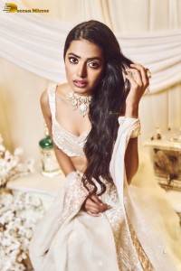 actress Shivani Rajashekar sensual photoshoot