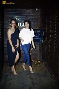 actress Shraddha Kapoor lovely looks in a white t-shirt and denim jeans