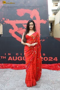 actress Shraddha Kapoor ravishing in a red saree