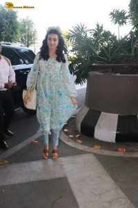 actress Shraddha Kapoor spotted at mumbai airport