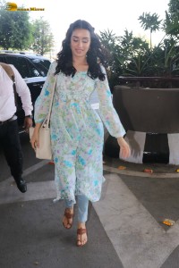 actress Shraddha Kapoor spotted at mumbai airport