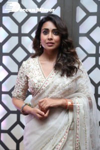 Shriya-Saran-1