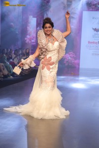 Indian actress shriya saran ramp walk in mumbai
