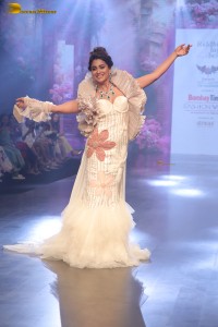 Indian actress shriya saran ramp walk in mumbai