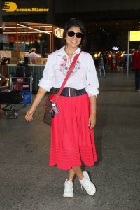 Shriya Saran seen with her husband Andrei and daughter Radha