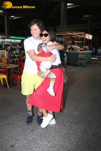 Shriya Saran seen with her husband Andrei and daughter Radha