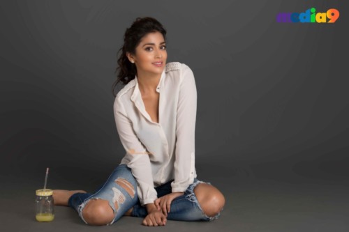 Shriya Saran hot photoshoot my south diva calender