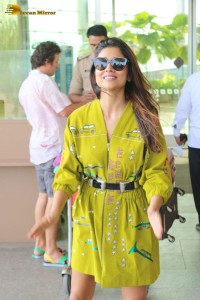 Shriya Saran spotted with her husband at Mumbai Airport