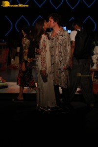 Shriya Saran kissing her husband at Lakme Fashion Week 2022