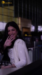 Shruti Haasan beautiful in a white salwar dress