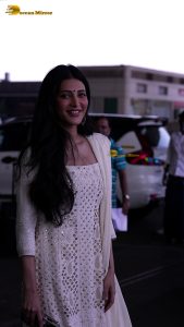 Shruti Haasan beautiful in a white salwar dress
