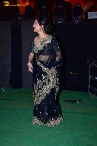 Shruti Haasan ravishing looks in a black saree at a movie function