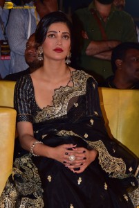 Shruti Haasan ravishing looks in a black saree at a movie function