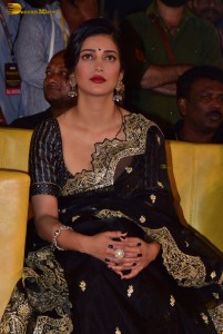 Shruti Haasan ravishing looks in a black saree at a movie function