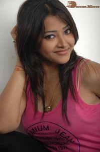 Shweta Basu Prasad seen in a pink top as she is posing for pictures