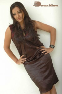 Actress Shweta Basu Prasad cute in a Brown Dress